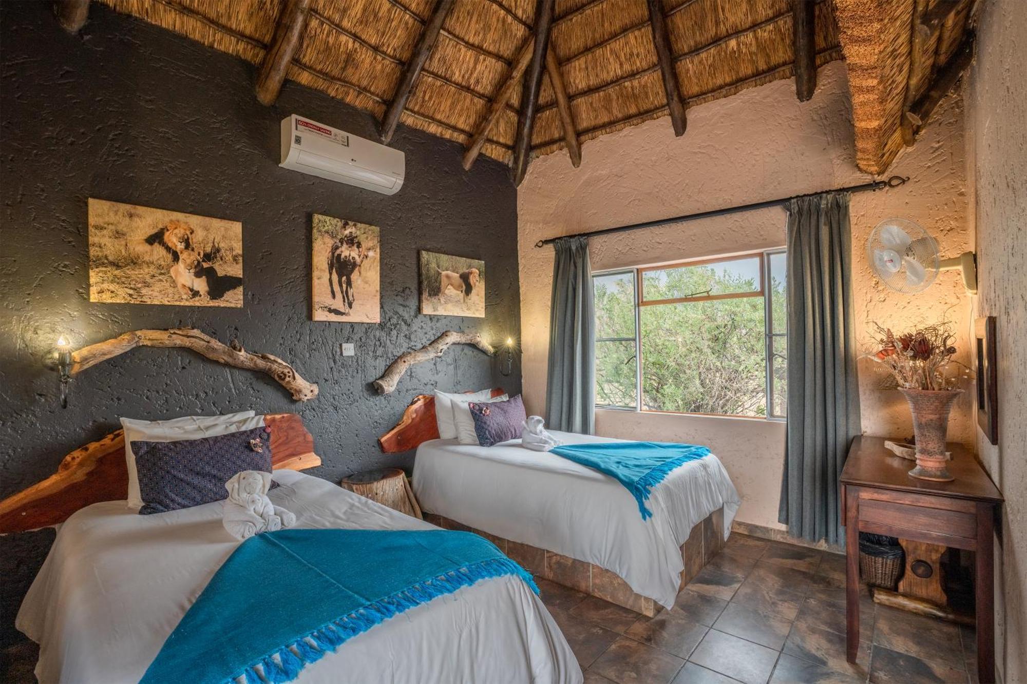 Grassland Safari Lodge Ghanzi Buitenkant foto